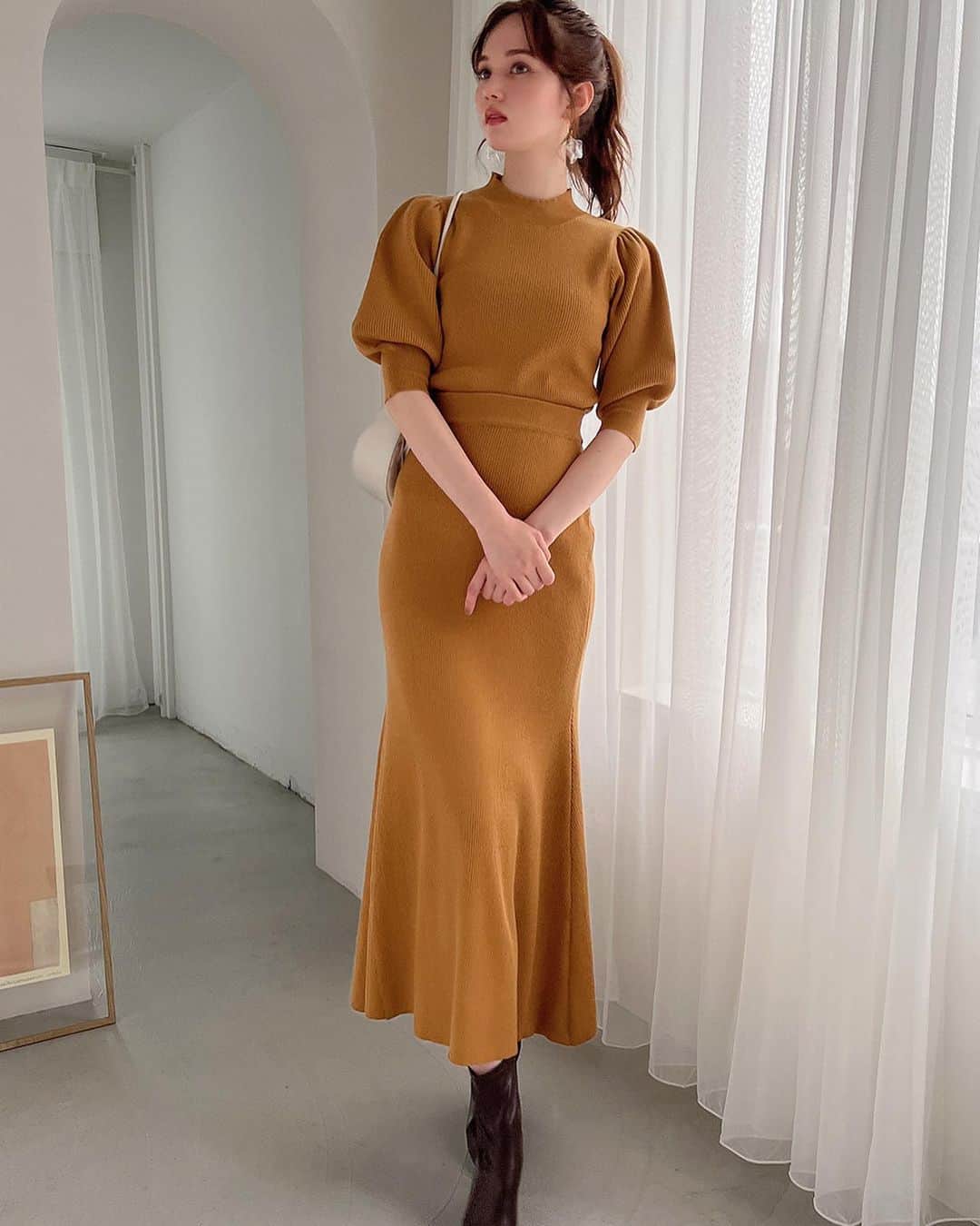 GRLさんのインスタグラム写真 - (GRLInstagram)「【👆画像をタップすると購入できるよ👆】  @ayamarshofficial #マーシュ彩 #outfit #ootd #outfitoftheday #girl #girls #fashion #coordinate #followme #オフショット #コーデ #コーディネート #grl #グレイル #プチプラ #ファストファッション #通販 #通販サイト #プチプラコーデ #ファッション #可愛い #かわいい #cute #grl購入品 #grlコーデ #グレイル購入品 #グレイルコーデ #ニットセットアップ #スクエアトゥ #ボウタイブラウス」8月26日 14時29分 - grl_official