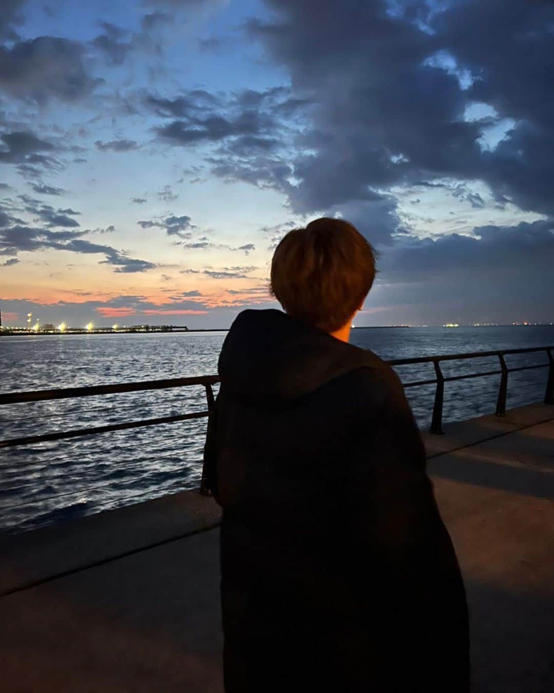 岩田剛典さんのインスタグラム写真 - (岩田剛典Instagram)「『Ready？』Music Video out now🎧  先行配信曲『Ready?』の音源&ミュージックビデオが公開されました！  ドライブのお供に是非🚘✨  聴いてねー☕️  今秋のツアーでのパフォーマンスを楽しみにしていてください✨  #ready #offshot #bemyguest」8月26日 18時00分 - takanori_iwata_official