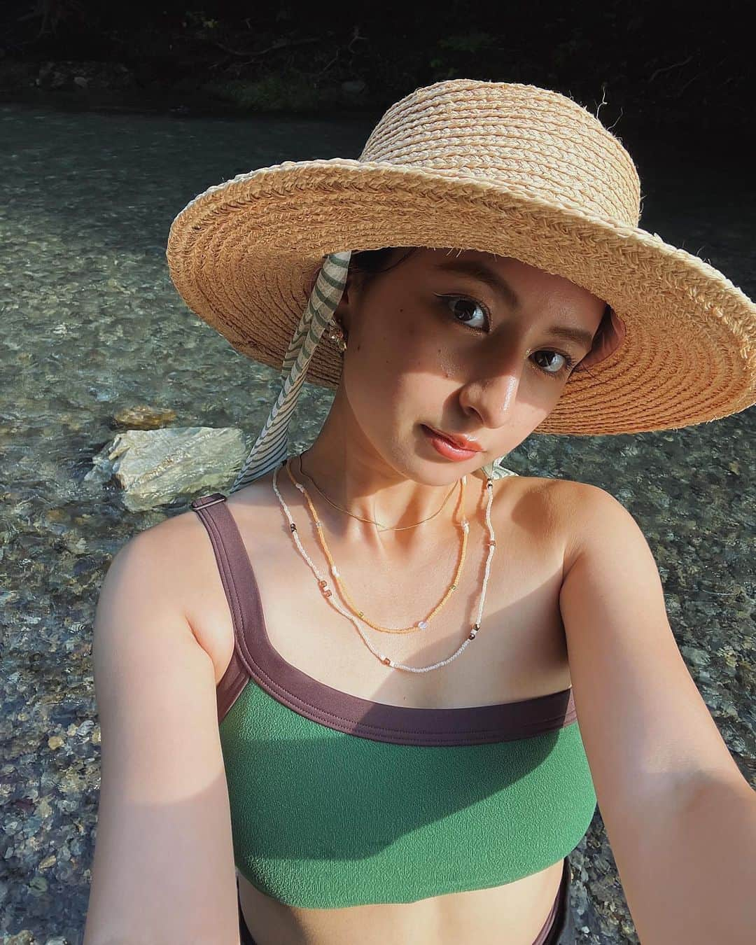 Julia Castroさんのインスタグラム写真 - (Julia CastroInstagram)「Summer Vacation. 川に行って涼んだ日🌿 . #summer #summervacation  #river #tokyo #夏気分 #夏 #夏休み気分」8月26日 21時42分 - julia.c.0209