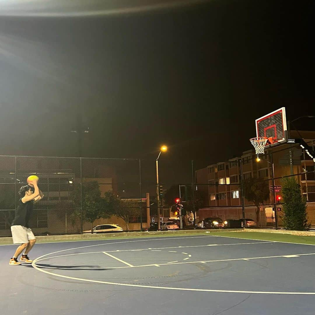 ミンギュさんのインスタグラム写真 - (ミンギュInstagram)「🏀🏀」8月27日 0時46分 - min9yu_k