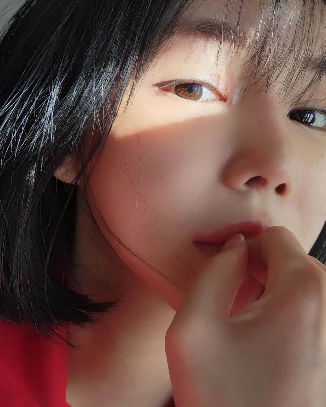 Han Ga Eunさんのインスタグラム写真 - (Han Ga EunInstagram)「오늘 구름한점없는 맑은 햇살 즐거운주말 보내세요」8月27日 16時08分 - gaeungbebe