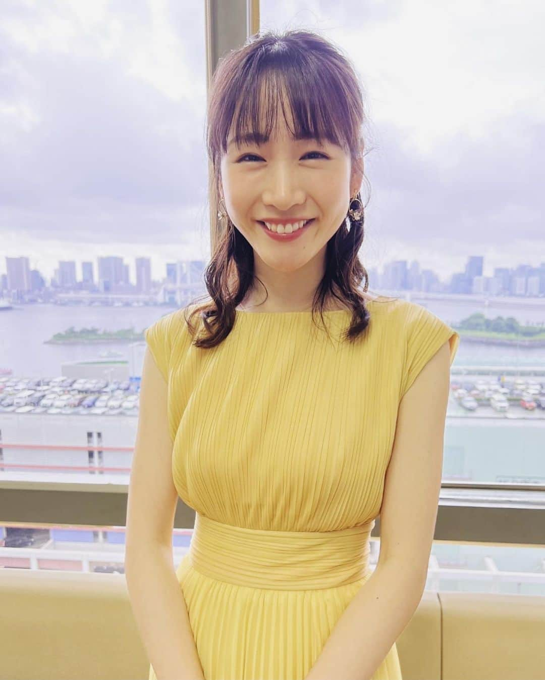 フジテレビ「プライムニュース イブニング」さんのインスタグラム写真 - (フジテレビ「プライムニュース イブニング」Instagram)「Livenews_it #イット! は17時30分スタートです！ きょうは小室アナウンサーに代わって 新人の岸本理沙アナウンサーがスポーツをお伝えします   ●ブドウ園の店舗に車突っ込む 客ら７人ケガ ●エンゼルス大谷  ９奪三振で１１勝目 ●８月最後の日曜…各地の表情  #生野陽子 @yoko_shono #小室瑛莉子 @komuro.eriko #奥寺健 @fujitv_announcer #杉原千尋 @chihiro.sugihara #岸本理沙 #フジテレビ新人アナウンサー #フジテレビ #アナウンサー #ニュース」8月28日 15時35分 - livenews_it