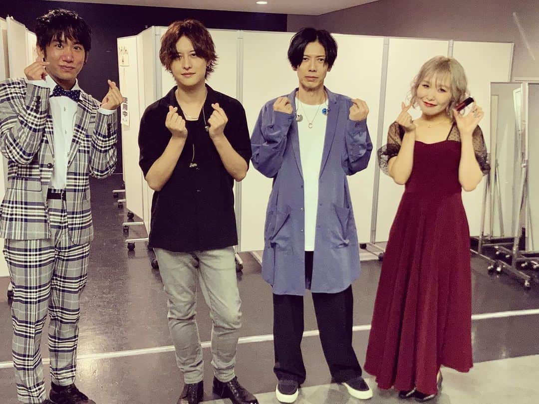 WANDSさんのインスタグラム写真 - (WANDSInstagram)「「Animelo Summer Live 2022 -Sparkle-」出演させて頂きました！ とてもSparkleな1日でメンバーも楽しんでいました。 お客様の熱も凄かったです😆 ありがとうございました！  #WANDS #第5期 #上原大史 #柴崎浩 #木村真也 #真っ赤なLip #錆びついたマシンガンで今を撃ち抜こう #世界が終るまでは #2人で #ダンサーさんと #大先輩と #名探偵コナン #高山みなみさんありがとうございました #皆さんありがとうございました #いろいろかわいかったです」8月28日 22時23分 - wands_official