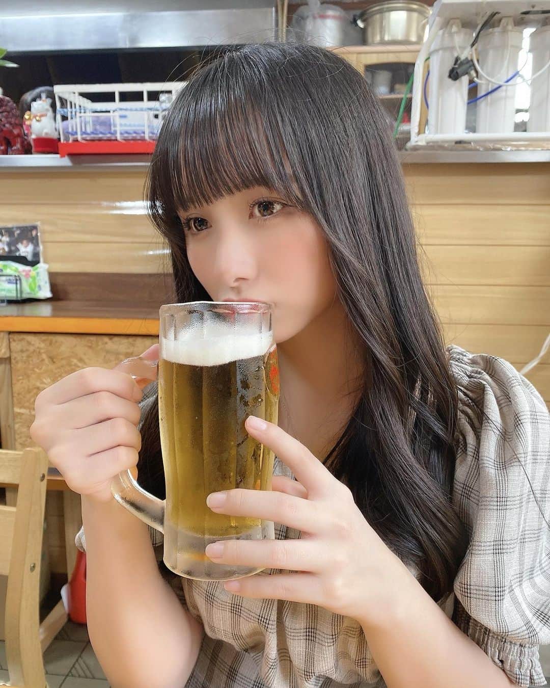 新谷真由さんのインスタグラム写真 - (新谷真由Instagram)「お昼からビール呑んでしまった🍻 オリオンビールとソーキそばの組み合わせ最強だった🫶🏻」8月29日 20時49分 - ni_mayu43