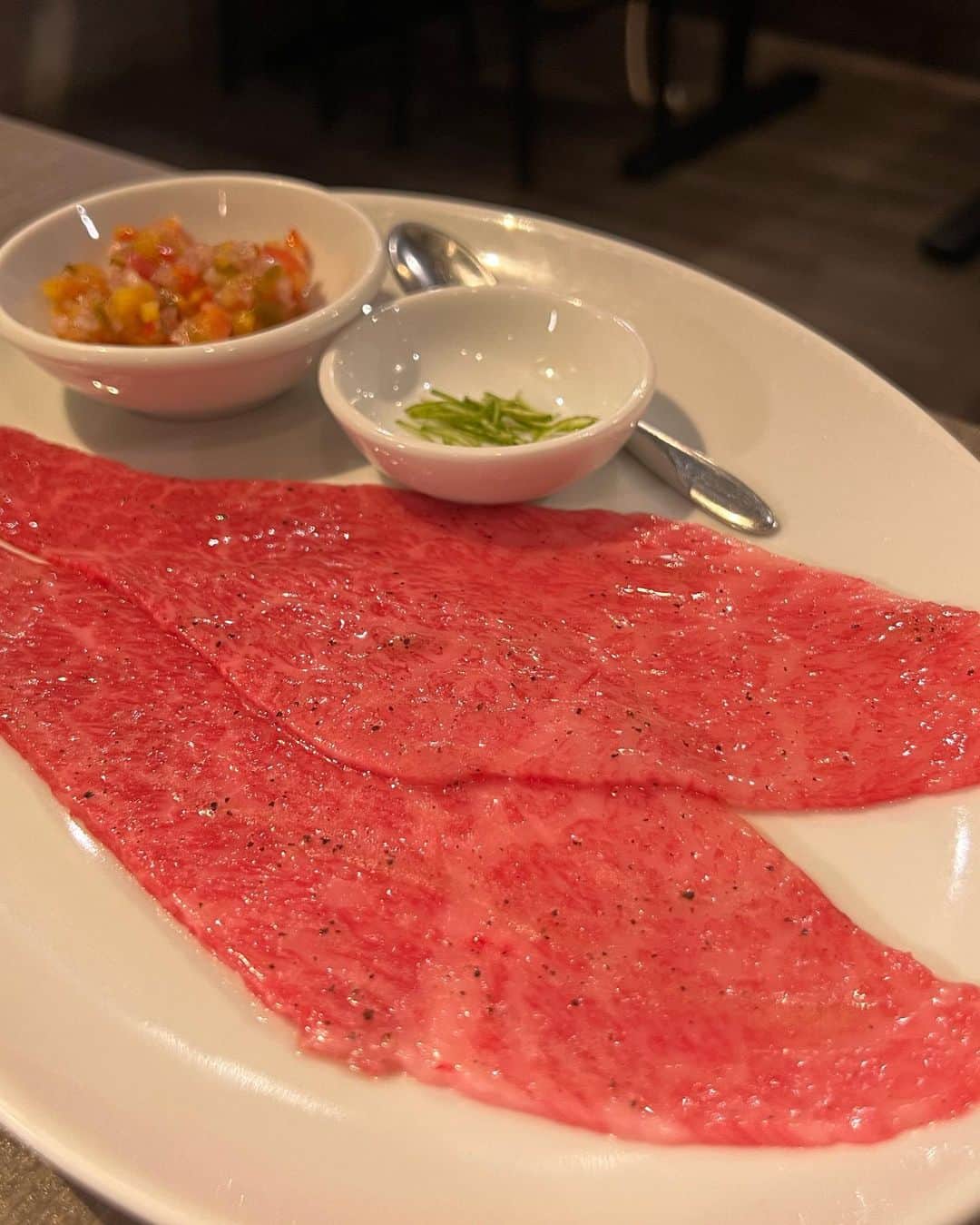 吉田恵美さんのインスタグラム写真 - (吉田恵美Instagram)「お肉食べて元気いっぱい😤 美味しかった〜！  @ushigoro_bambina  #うしごろバンビーナ」8月29日 22時31分 - _yoshida_megumi