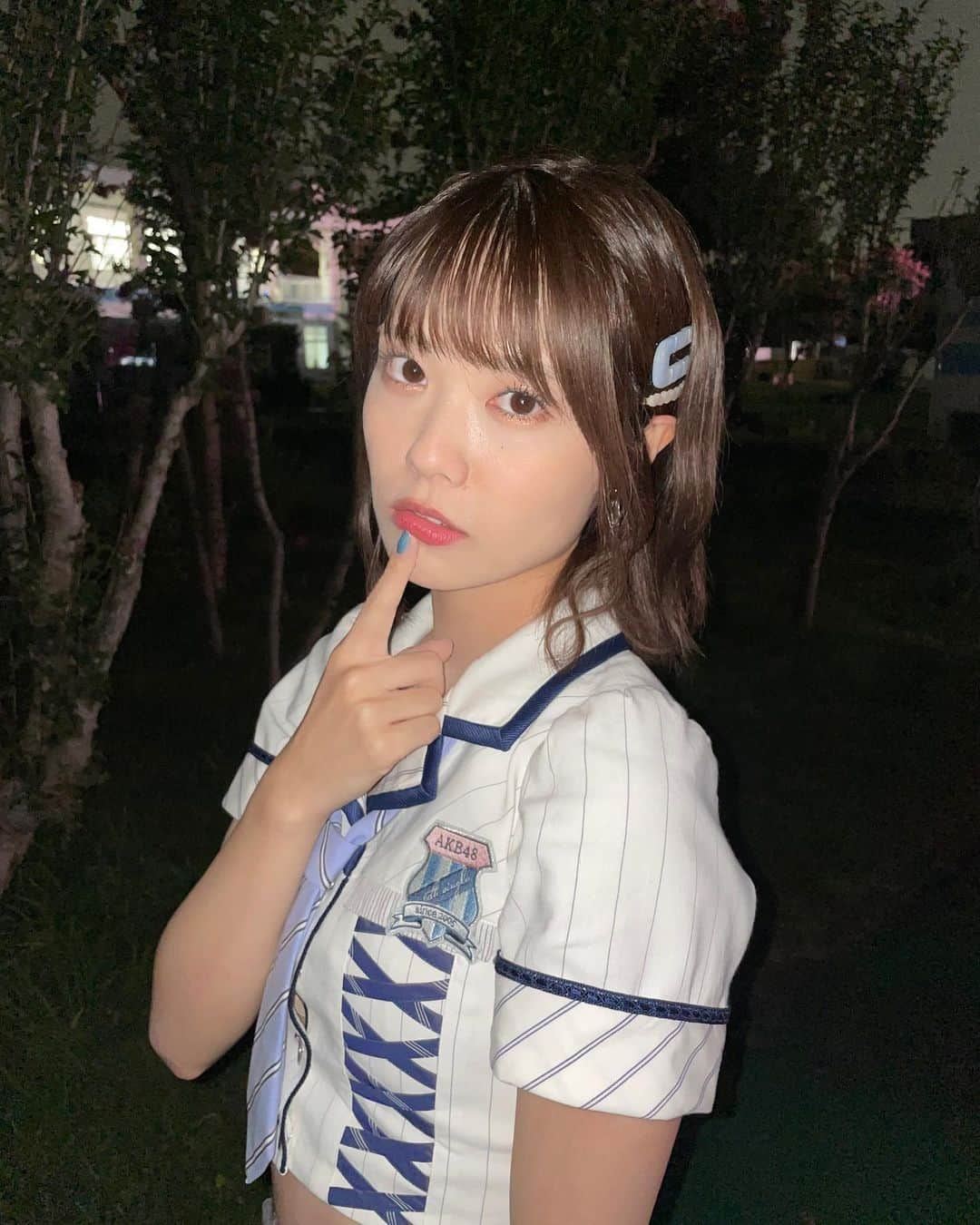 小田えりなさんのインスタグラム写真 - (小田えりなInstagram)「#久しぶりのリップグロス #AKB48 60thシングル #CDTVライブライブ 初披露でした💋  どうでしたかー！？  久々のアイドルソングです！ この曲を機にまたAKB48を好きになってくれる方が増えますように！  衣装可愛いです👕」8月29日 22時42分 - odenchannn