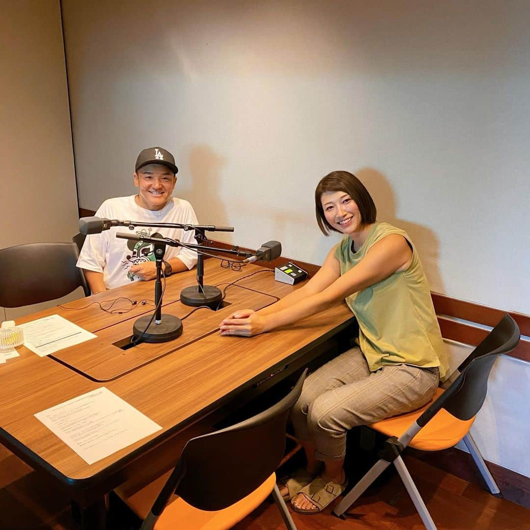 狩野舞子さんのインスタグラム写真 - (狩野舞子Instagram)「・ Tokyo FM「NECネッツアイpresents 丸山茂樹のMOVING SATURDAY」 に呼んでいただきました😊  放送日は9/3と9/10 両日とも7:00〜7:25となります💪  バレーの話からゴルフの話まで、それはそれは盛り上がりました😂 ブースの中でミニレッスンをしていただいたり、貴重な時間すぎて終わってほしくなかった🫢笑  丸山さんとのバレー&ゴルフトーク、ぜひ聴いてくださいね💕  #tokyofm #丸山茂樹のmovingsaturday  #丸山茂樹 さん #GOLF」8月31日 16時04分 - kanochan715