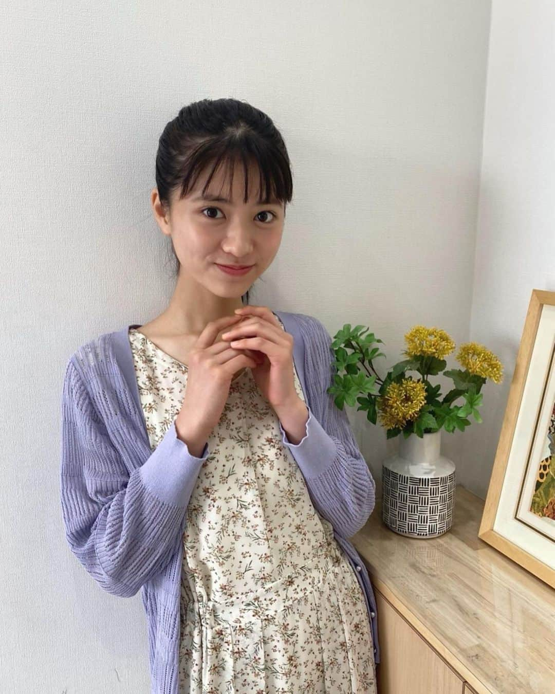 凛美さんのインスタグラム写真 - (凛美Instagram)「◡̈ ⁡ お知らせです！ ⁡ この度、11月に新登場する 「スマイルゼミ　高校生コース」のイメージキャラクターに就任しました🙌🏻 開発会議メンバーとして参加もする予定です☺︎ ⁡ ⁡ CM撮影ではいろんなお洋服を着ました🌼 ⁡ #スマイルゼミ高校生コース #高校生向け通信教育 #戦略AIコーチ」9月1日 17時52分 - rimi_kenon_official