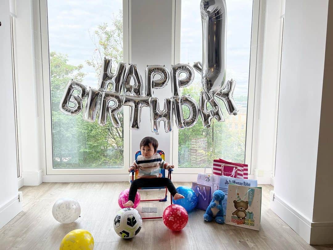 前田大然さんのインスタグラム写真 - (前田大然Instagram)「💚🤍 Happy Birthday Tensei👦🎂 I'm happy to present a goal for my son's birthday.  天成誕生日おめでとう！ いつもパワーをくれてありがとう😊 8.31」9月1日 18時45分 - m_daizen0827