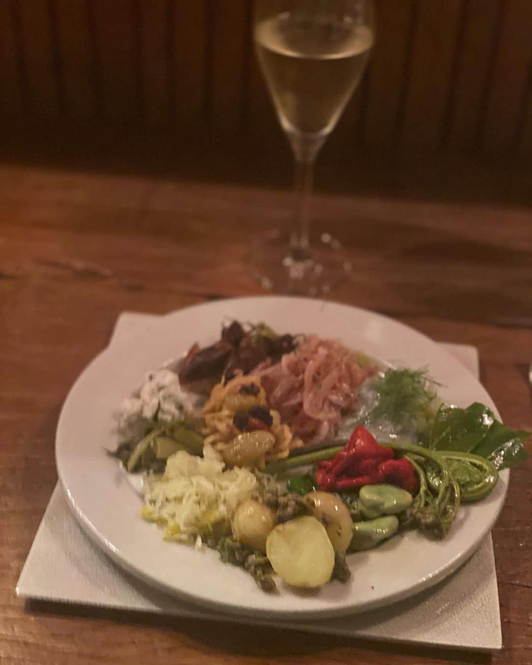 ImotoEtsuyo さんのインスタグラム写真 - (ImotoEtsuyo Instagram)「#こんばんは  ・ 今日から9月， 夏に撮った写真とそれより前に行った イタリアン。 美味しかったです。 ・  旬の素材の味をいかして、 想像を超えた食材の組み合わせが 楽しめるイタリア料理店でした。 ・ ・ また行きたいなぁ。 ・ #9月  #ワンピース #イタリアン  #日本橋グルメ #小伝馬町グルメ  #東京グルメ  #gourmet  #ともすけ」9月1日 20時30分 - bisuhada