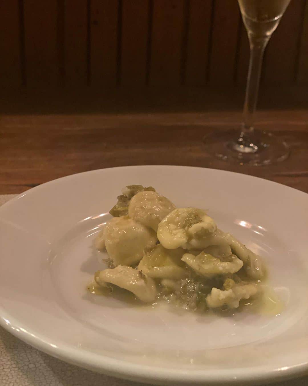 ImotoEtsuyo さんのインスタグラム写真 - (ImotoEtsuyo Instagram)「#こんばんは  ・ 今日から9月， 夏に撮った写真とそれより前に行った イタリアン。 美味しかったです。 ・  旬の素材の味をいかして、 想像を超えた食材の組み合わせが 楽しめるイタリア料理店でした。 ・ ・ また行きたいなぁ。 ・ #9月  #ワンピース #イタリアン  #日本橋グルメ #小伝馬町グルメ  #東京グルメ  #gourmet  #ともすけ」9月1日 20時30分 - bisuhada