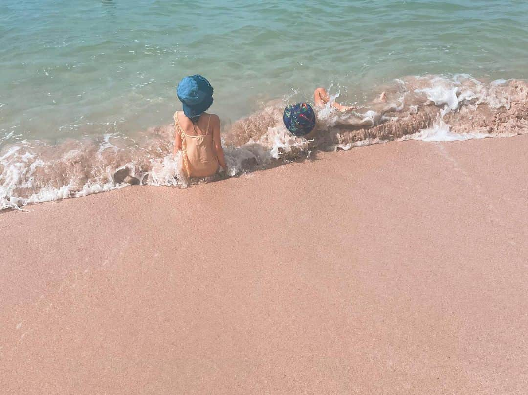 堀江直美さんのインスタグラム写真 - (堀江直美Instagram)「夏の終わりは寂しいねぇ🌴  9月はプライベートにお仕事にまた忙しくなりそう🫶🏻  #kidsfashion#キッズファッション#子育て#夏休み#夏休みの思い出#小学生#小学生ママ#キッズコーデ#姉弟コーデ#Family#家族#家族時間#女の子ママ#男の子ママ#9歳女の子 #6歳男の子#2歳差育児」9月1日 21時48分 - naomiiiiiiiiiiii