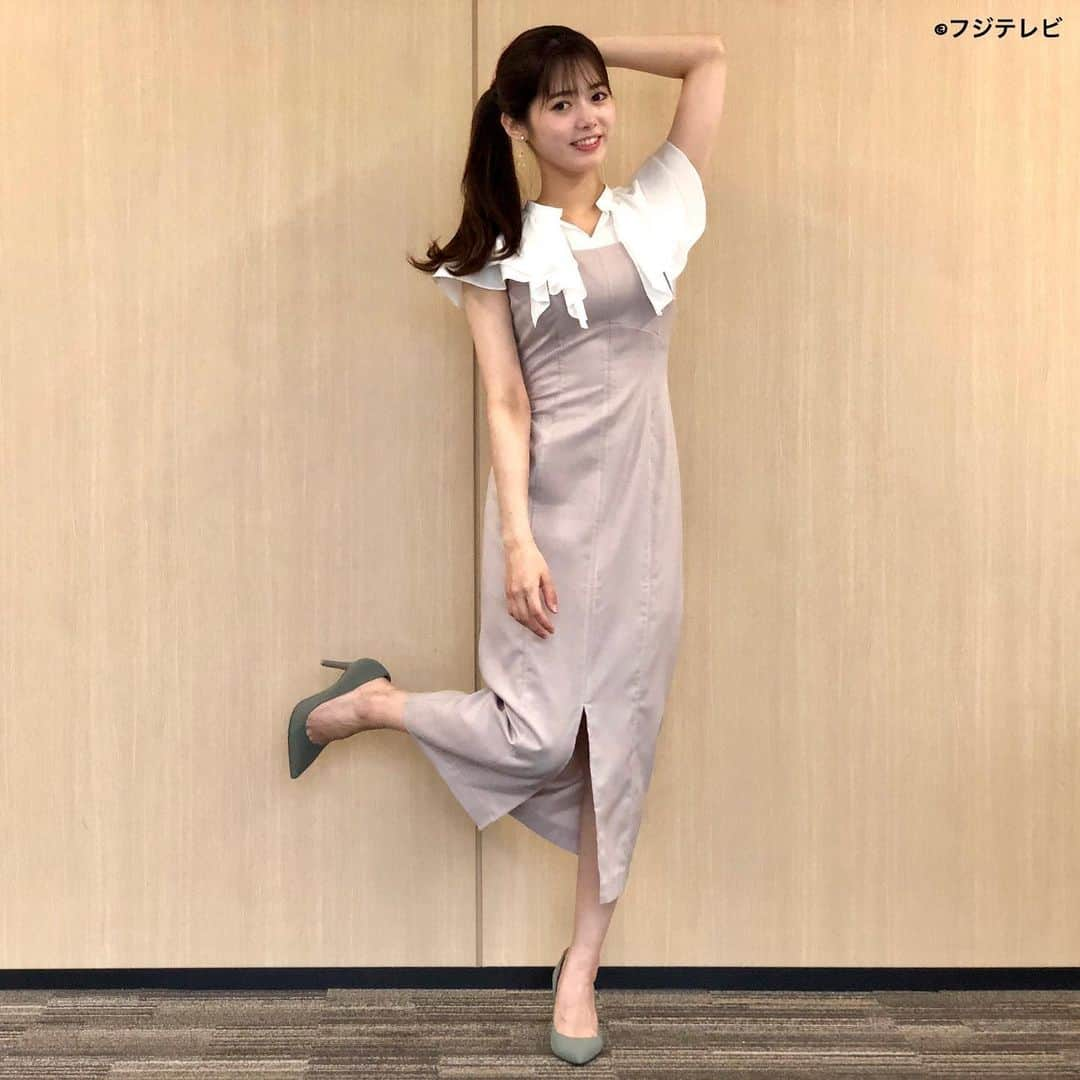 フジテレビ「めざましテレビ」さんのインスタグラム写真 - (フジテレビ「めざましテレビ」Instagram)「ファッション雑誌CanCamとコラボした お天気コーナー「きょう何着て行く？」 谷尻萌の毎日のコーデを紹介♪  ９月２日（金）　  【今日のコーデ】　 ・ワンピース→ @and.couture 　１万７６００円 ・イヤリング→ @phoebe_official 　　　４１８０円 ・靴→ @dianashoespress 　　　１万４３００円    【コーデのポイント】 デニムのベアトップにフリル襟をドッキングさせた 技アリなワンピース😍  サッと着るだけで、きれいめカジュアルな コーディネートが完成します👍  体に程よく沿うきれいなシルエットには ボディラインをすっきり見せる効果も😚✨    #めざましテレビ #きょう何着て行く？ #谷尻萌 #今日のコーデ #コーデ #CanCam #今日のファッション#ootd #きょう何着て行く？は月〜金朝6時22分ごろ放送📺  #もえちゃん #きれいめコーデ #きれいめカジュアル #大人コーデ #秋コーデ #オフィスカジュアル #上品コーデ #アナウンサー衣装」9月2日 15時25分 - mezamashi.tv