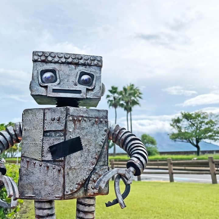 劇団四季さんのインスタグラム写真 - (劇団四季Instagram)「『#ロボット・イン・ザ・ガーデン』は、本日より九州へ！  タング、鹿児島の川商ホールに到着。  鹿児島：9/3（土）、熊本：4（日）、長崎：6（火）、北九州：8（木）、大分：10（土）、宮崎：11（日） さらに、10/3（月）～6（木）には福岡へ！  #ミニチュアタングの旅 #ロボットインザガーデン #劇団四季 #ミュージカル #タング #musical #shikitheatrecompany」9月3日 10時21分 - gekidanshiki_official