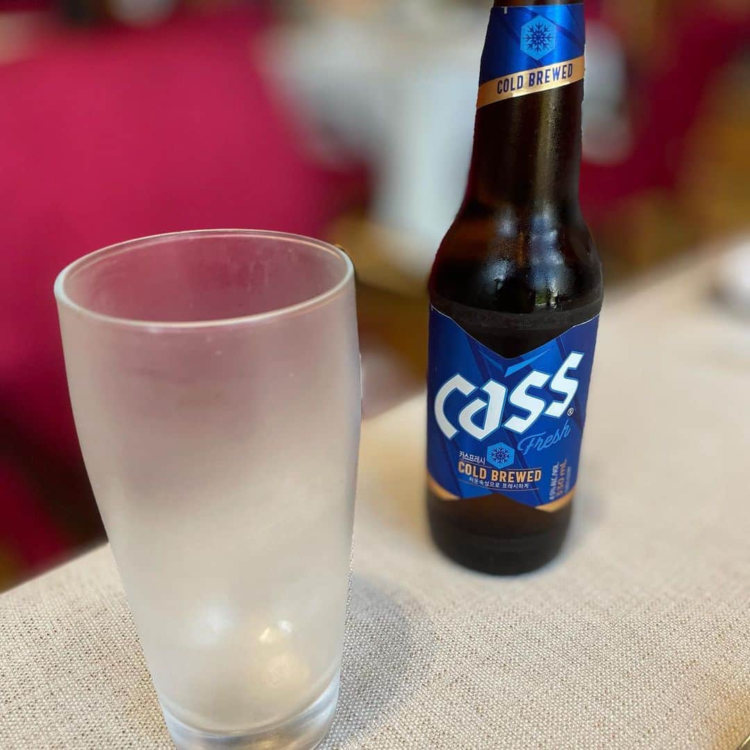 野原くるみさんのインスタグラム写真 - (野原くるみInstagram)「ランチは中華にしたよ お昼からビール飲めて幸せ( ´˘` )  . . . . . . . . . . . . . . . . . . . . . . . . . . . . . . . . . . . .  #韓国#旅行#韓国旅行#水着コーデ#水着#ビキニ #グルメ #中華 #高級 #ランチ #asianbeauty#海外旅行#ビキニ女子#プール#ビキニガール#Japanesegirls#水着女子#서울특별시 #gourmet #gourmetfood  #gourmetartistry」9月3日 19時40分 - curumi0115.a