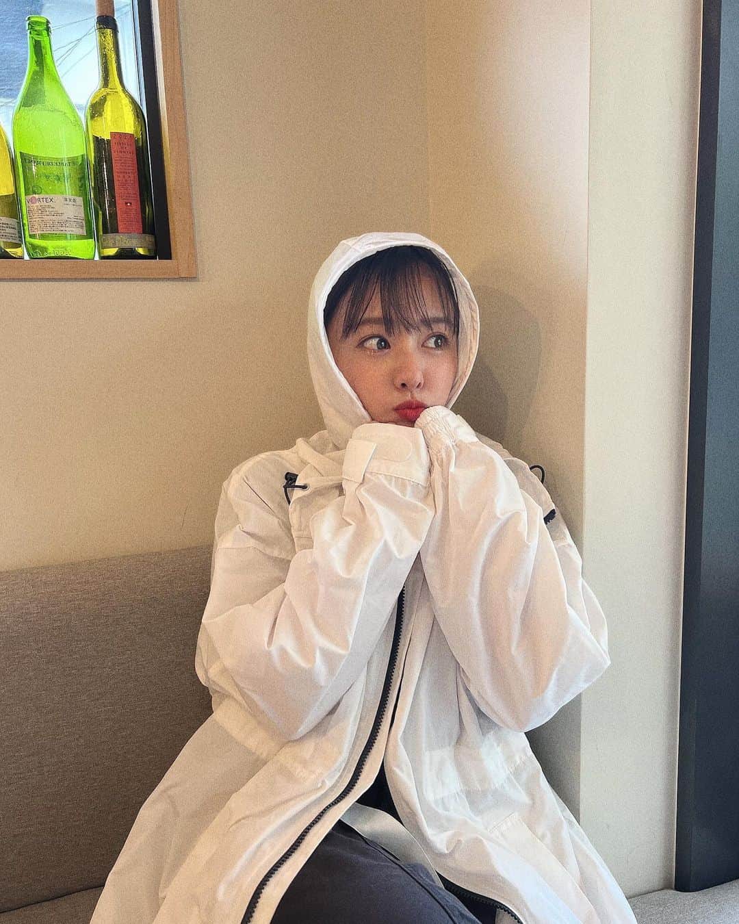 山田菜々さんのインスタグラム写真 - (山田菜々Instagram)「久しぶりにちゃんと インスタ用の写真撮ろうと思って、 なにしたらいいかわからなくて ぶりっ子した写真を撮ってもらったら 思いの外全部同じ顔しかしてないし、 だけどまぁ載せるか〜☺︎と思ってたら ぶりっ子は嫌いだとお友達に話されて 危うくボツにするところだったけど、 そんなの関係ねぇ〜おっぱっぴぃ。」9月3日 20時51分 - tannana.yamada