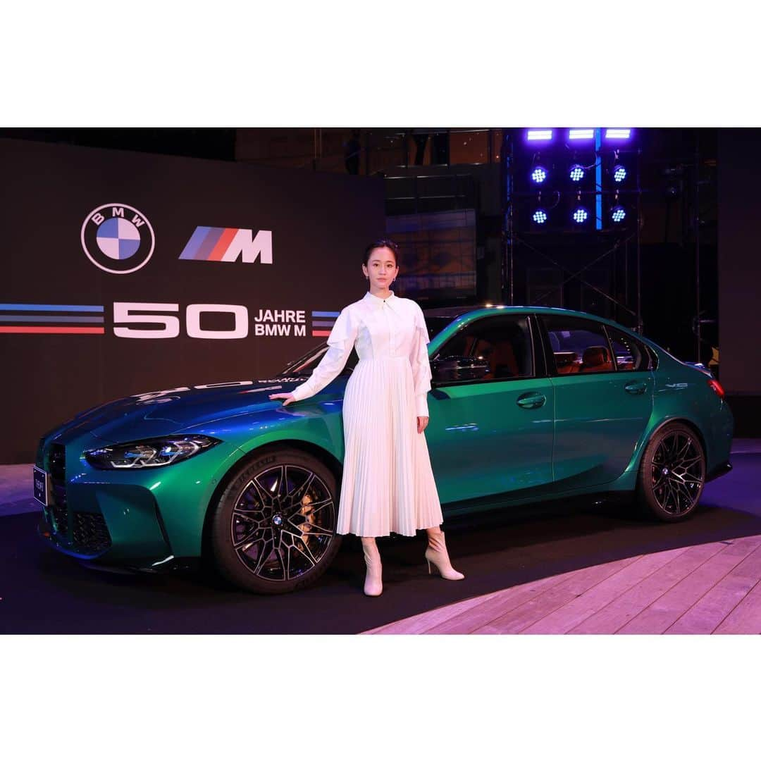 前田敦子さんのインスタグラム写真 - (前田敦子Instagram)「. BMW Mの50周年を記念したイベント  M NIGHT OUTによんでいただきました❕  夏の終わりの華やかな時間🌻 社長さん凄くチャーミングな方で共通点もあって、 本当に楽しい時間でした🤍  #Mナイトアウト #WeAreM #BMWM」9月3日 22時56分 - atsuko_maeda_official