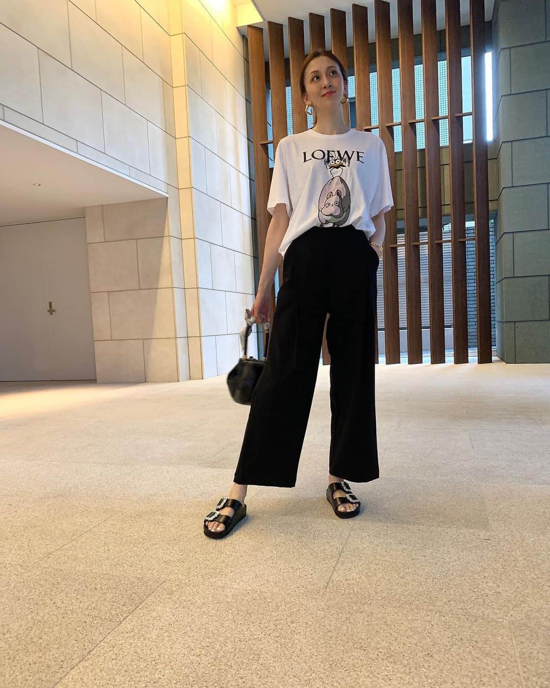 渡香奈さんのインスタグラム写真 - (渡香奈Instagram)「この夏も @nala_jp のスイムパンツが大活躍しました😆👙1枚目の去年買った形は泳ぐ用に、2枚目の今年のワイドパンツは街はもちろんアウトドアにも頼もしい限り💪🏻✨本当履きやすくて、濡れても気にならなくて、形可愛くて最高☀️ 勝浦のウォーターアイランドも息子のダンスの発表会も、週の半分くらいスイムパンツで過ごしてた！w まだ2学期始まったばかりだけど、夏休みが恋しい〜〜😂 #スイムウエア #swim #nala #スイムパンツ #ラッシュガード #チェック水着 #mikomori #勝浦 #ウォーターアイランド #アスレチック #beach #summer」9月5日 1時10分 - kanarina1261