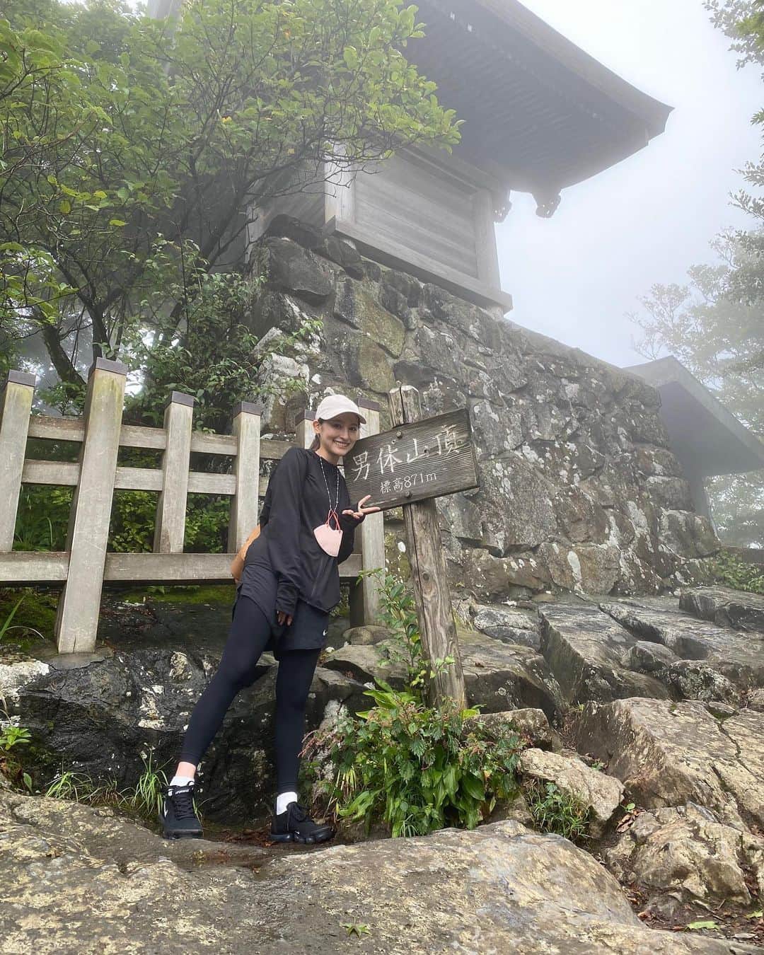 森高愛さんのインスタグラム写真 - (森高愛Instagram)「空気がとっても綺麗だった⛰🌈 #筑波山 #男体山」9月5日 14時11分 - ai_moritaka_official