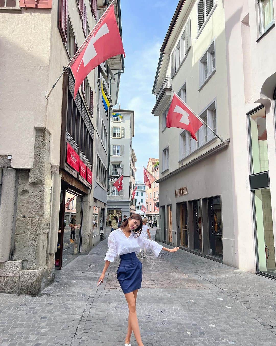 東野佑美さんのインスタグラム写真 - (東野佑美Instagram)「📍Zurich, Switrzaland  #海外旅行 #ヨーロッパ周遊 #スイス #チューリッヒ」9月6日 20時35分 - yumi.higashino