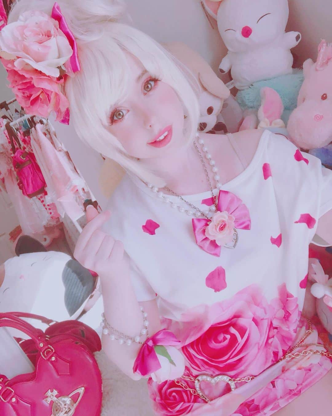 Elizabunnii エリザバニーさんのインスタグラム写真 - (Elizabunnii エリザバニーInstagram)「💗I ♡ MA＊RS💗  #viviennewestwood #marsjapan #gyaru #gaijingyaru #ギャル #ギャルコーデ #ガーリーコーデ」9月6日 22時10分 - dollie.bunnie
