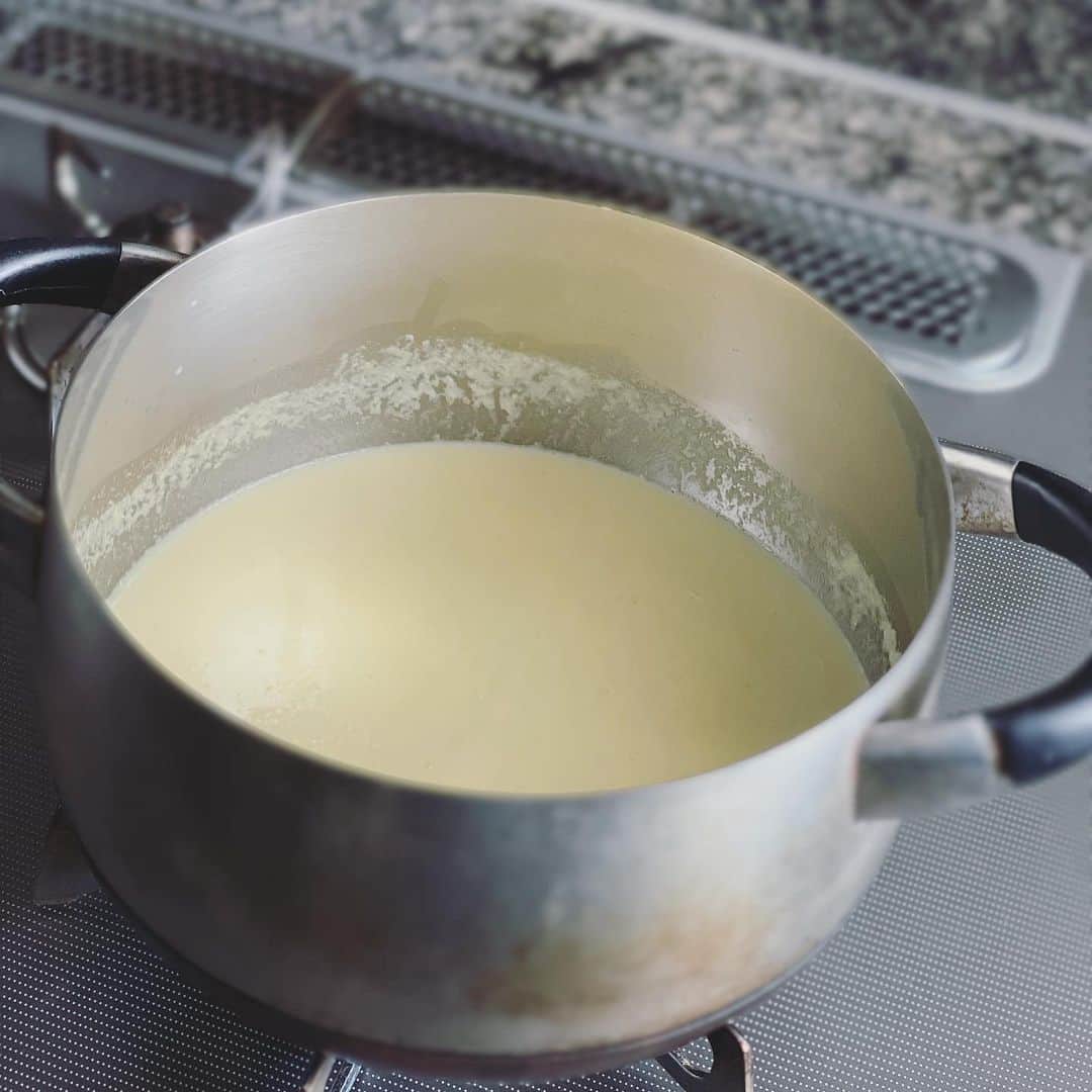 多岐川華子さんのインスタグラム写真 - (多岐川華子Instagram)「コーンスープにハマった夏でした🌽  私はとうもろこし一本、玉ねぎ半分、牛乳大体300cc、コンソメ小さじ1いかないくらいが好きです。 玉ねぎ炒める時は少量のバターで。  #はなこ飯 #コーンスープ #夏」9月7日 12時04分 - hanako__official