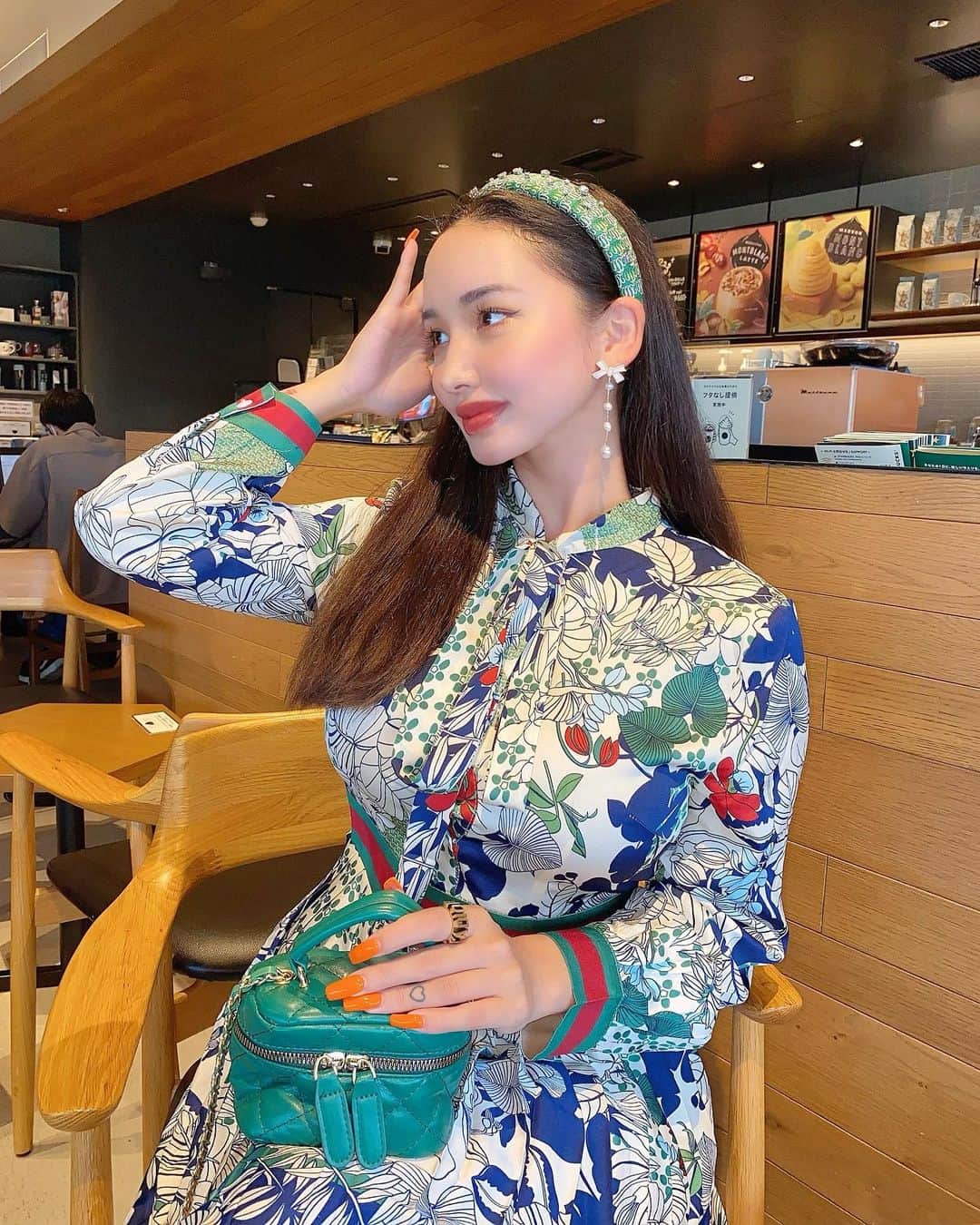 葉月さんのインスタグラム写真 - (葉月Instagram)「今日はお清楚でした💠 @reaktund のカチューシャ可愛い✨」9月7日 19時32分 - hzk0207