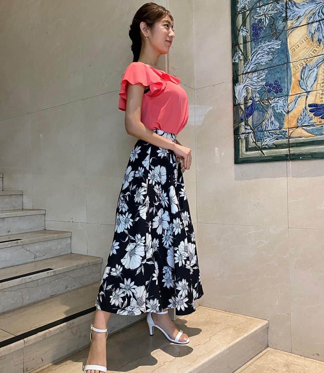 白戸ゆめのさんのインスタグラム写真 - (白戸ゆめのInstagram)「👗 . #東京インフォメーション #衣装 今週も宜しくお願いします🥺💓」9月7日 21時46分 - yumeno.s_