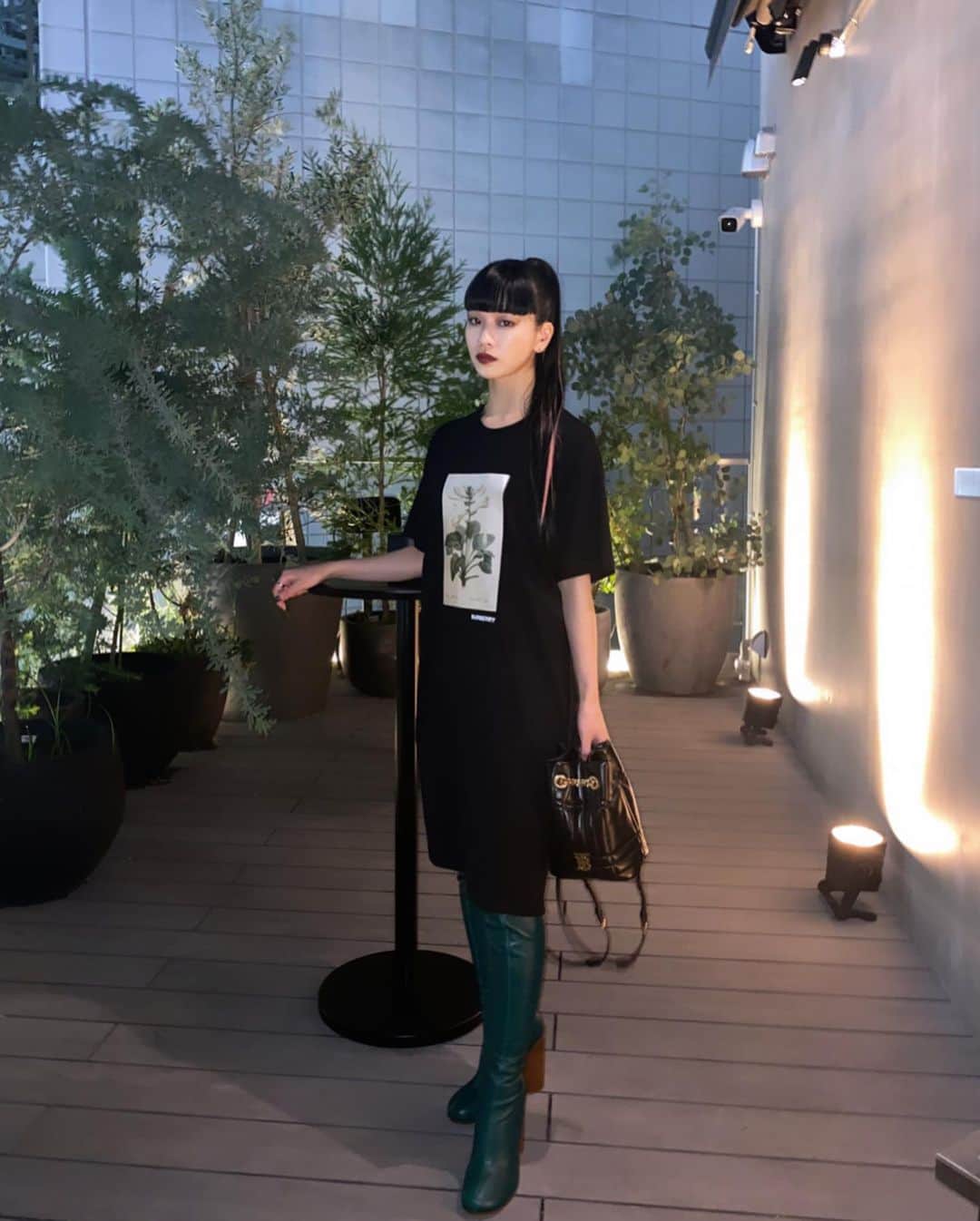 Hinaさんのインスタグラム写真 - (HinaInstagram)「@burberry #TheLolaBag hair/makeup by  @katohairmake 🖤」9月7日 23時19分 - hina_faky