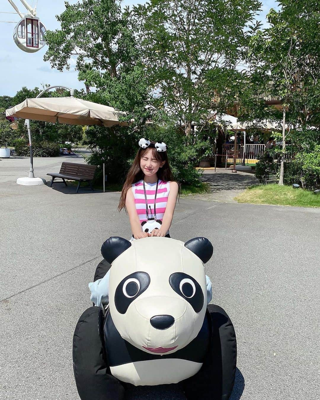 原かれんさんのインスタグラム写真 - (原かれんInstagram)「᯽ 🐼💨🐼💨 . . . ぴろちゃんの愛車です🐵🫶🏻💕💕 . . . . . . . #原かれん #かれんたん #nmb48 #ぴろぴろ  #idol  #アイドル  #アイドルメイク #アイドルヘア #アイドルヘアアレンジ  #アイドル前髪  #ロングヘアアレンジ #茶髪ロング  #暗髪 #和歌山観光 #関西 #海 #zaraコーデ  #巻き髪 #白浜  #白浜旅行 #アドベンチャーワールド #아이돌　#ootd #오오티디　#팔로우  #좋아요 #01 #일본　#healthy」9月8日 22時08分 - karen_hara315