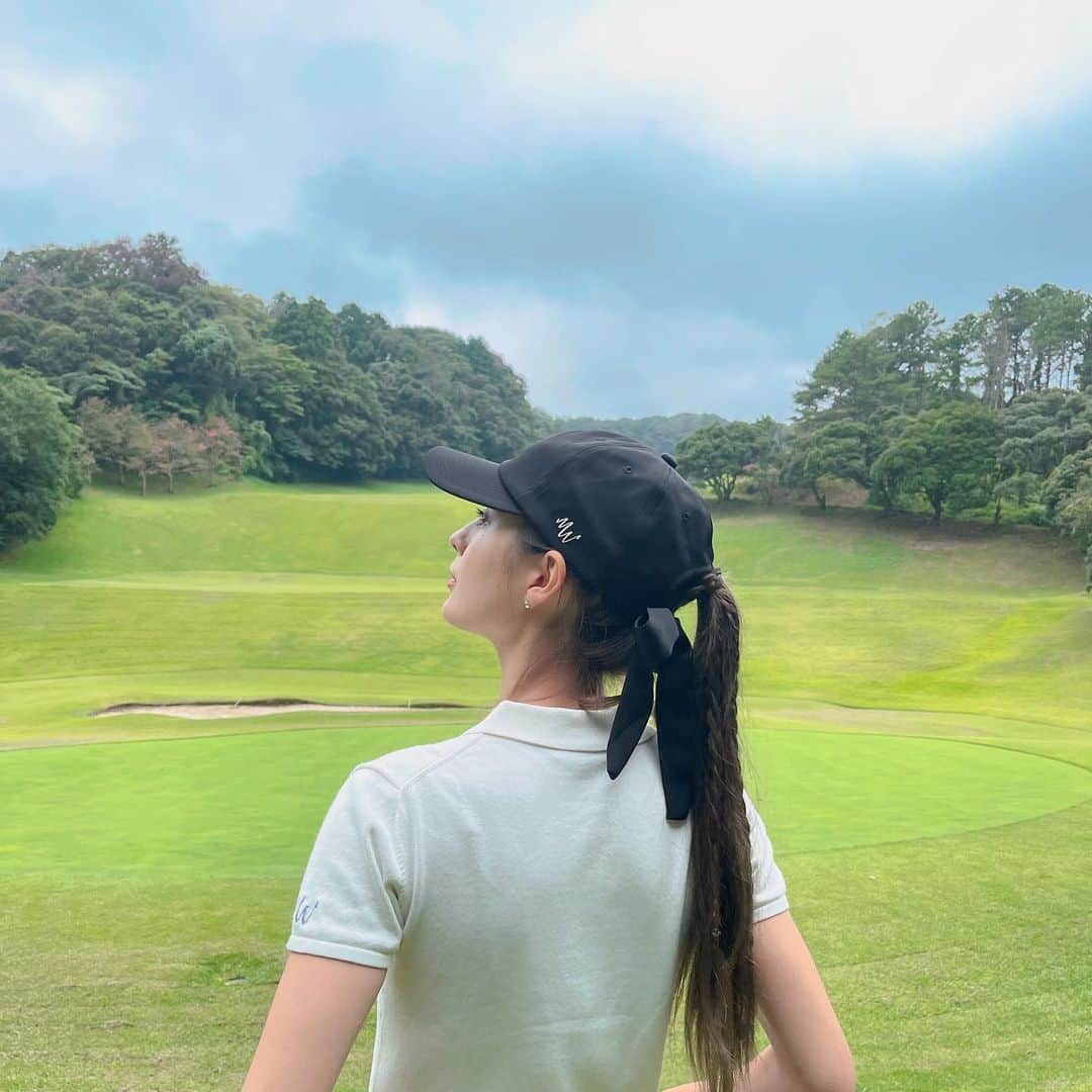 マギーさんのインスタグラム写真 - (マギーInstagram)「ゴルフはパンツスタイルもいいよね🏌️‍♀️ #maggywrinngolf  #MW」9月8日 23時00分 - maggymoon