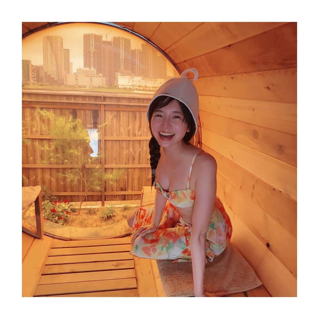 入来茉里さんのインスタグラム写真 - (入来茉里Instagram)「この日は 6時半起きでサウナへ🧖‍♀️♡ 休みの日に朝から行動したら 充実した1日になるよね☺️  #off  #サウナ #サウナ女子  #サウナハット  #サ活 #カリメロ #水着 #水着コーデ  #ビキニ #パレオ」9月9日 13時09分 - iriki.mari_official