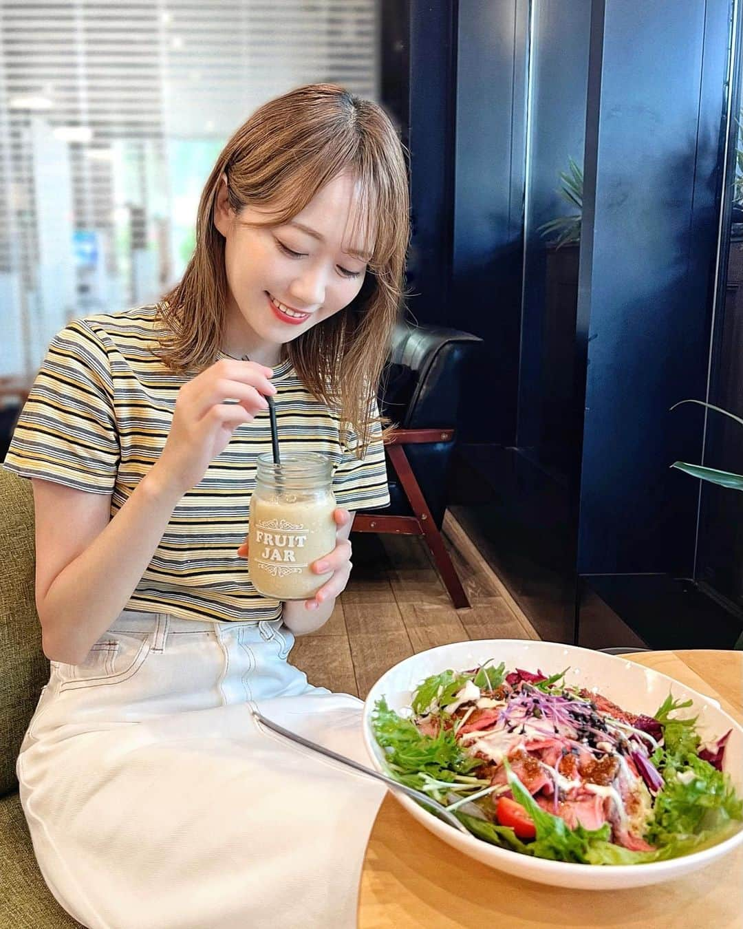 佐藤瀬奈さんのインスタグラム写真 - (佐藤瀬奈Instagram)「⠀ ローストビーフ丼おいしい🥹 午後も頑張りましょ〜🥰⠀ ⠀ ワンピース(ミニだからトップスとして使ってる✨)も スカートも @shein_japan 🫶🏻 最近SHEINでポチりすぎてる😂💓 ・ ・ ・ #shein#shein購入品#sheinコーデ#シーイン#シーイン購入品#プチプラコーデ#プチプラファッション#ママコーデ#ママコーデプチプラ#mamagirl」9月9日 13時31分 - senapuu