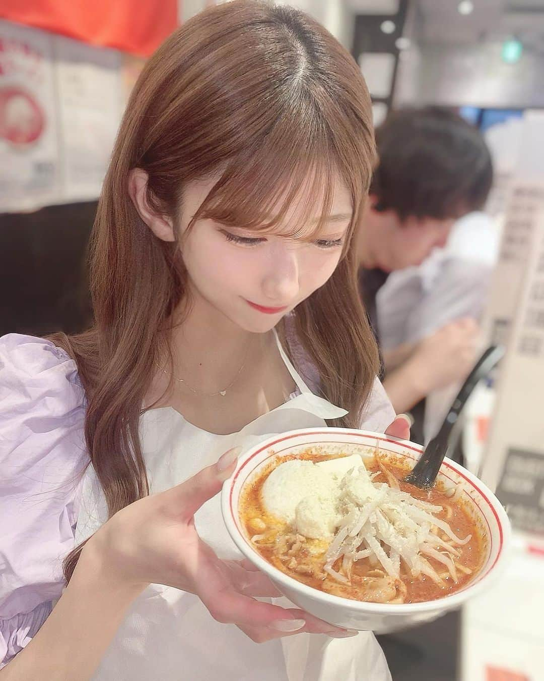 山広美保子さんのインスタグラム写真 - (山広美保子Instagram)「辛いの大好き♥️ . . . . . #ラーメン #ラーメン好きな人と繋がりたい #ラーメン女子  #中本 #蒙古タンメン中本  #北極 #北極ラーメン #辛いもの好き #辛党 #グルメ #グルメ好きな人と繋がりたい #idol #ไอดอล #idola #lucu #cantik #lucuabis #いいね返し  #偶像 #撮影  #グラビア #8頭身 #大人 #オトナ女子 #黒 #ノースリーブ #ワンピース #ロングワンピース #いいね返し #フォロワー募集中 #instalike」9月10日 21時54分 - yamahiromihoko