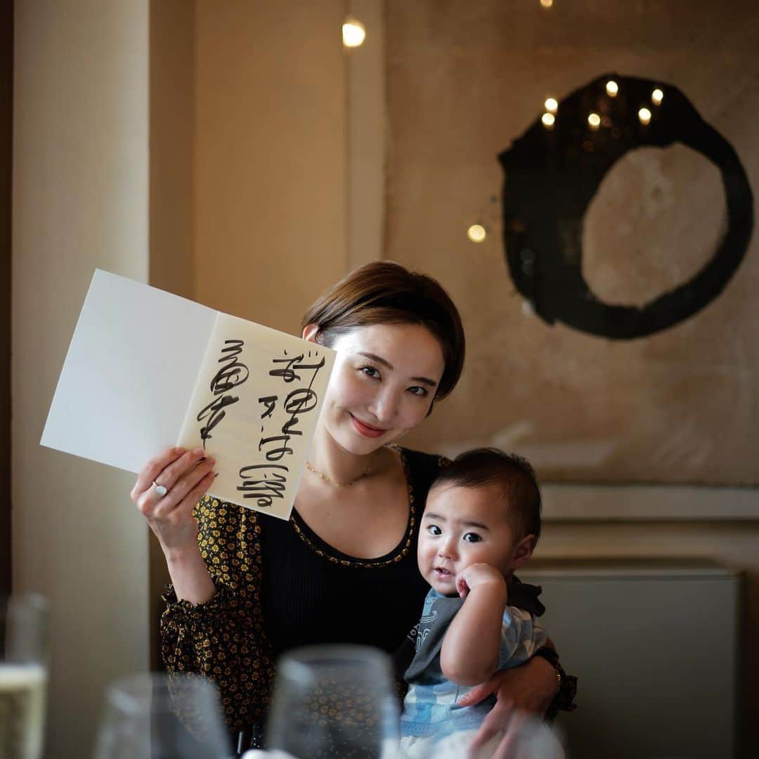塩浦慎理さんのインスタグラム写真 - (塩浦慎理Instagram)「結婚式をした @hoteldemikuni でランチ  娘は初めてお店に @kiyomimikuni シェフの料理に満面の笑み😂  今日も素敵な時間を過ごすことができました！ 行く時はYouTubeのメニュー紹介を見てから行くと気分が盛り上がっておすすめです。笑」9月11日 23時31分 - shinri_shioura