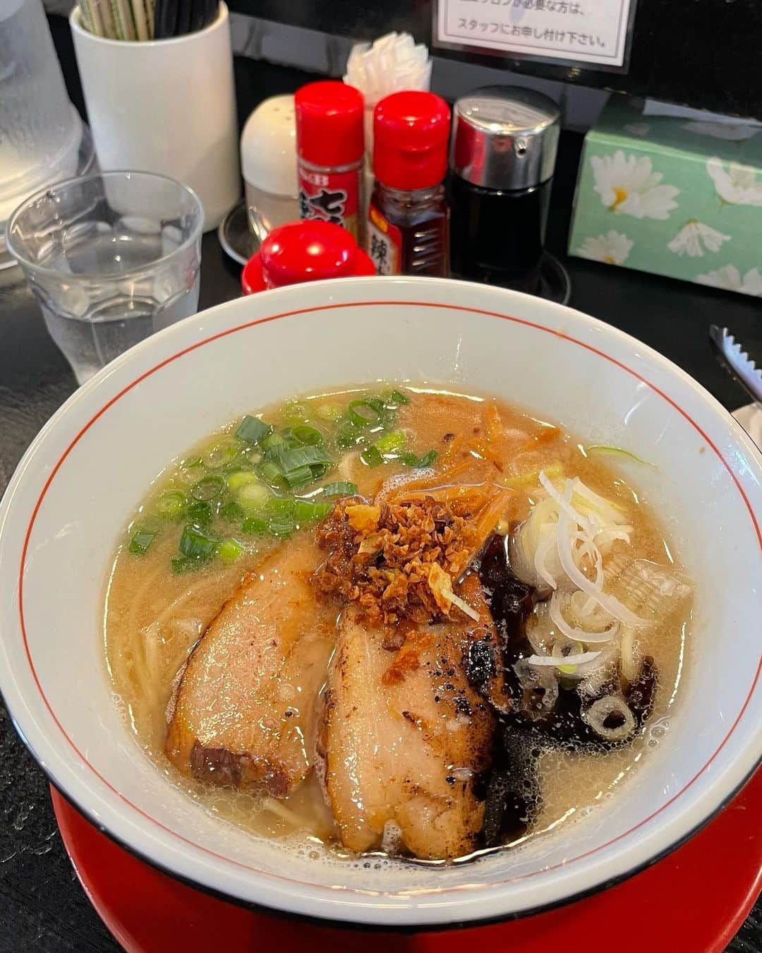 松元環季さんのインスタグラム写真 - (松元環季Instagram)「photo dump💨💨  ラーメンはこってりでも私には物足りなくて、家系しか勝たんってなった。蟹うまかった。コアラが世界を救うね。台風直撃したいい思い出。」9月12日 17時27分 - tamaki__matsumoto