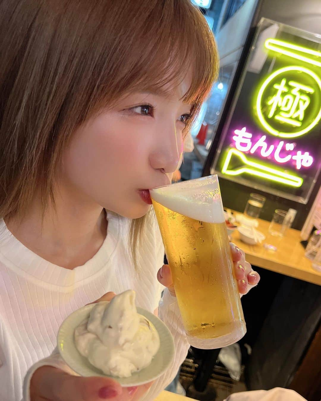 もえのあずきさんのインスタグラム写真 - (もえのあずきInstagram)「いっぱい飲める君が好き？💓 #もんじゃ焼き #もんじゃ#もえあず#大食い#アイドル」9月12日 23時35分 - moeazukitty