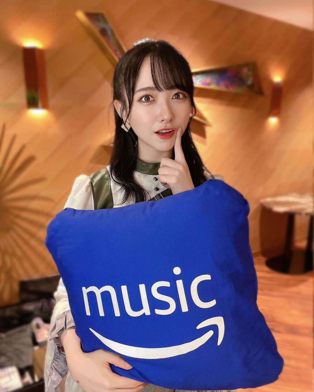 石田千穂さんのインスタグラム写真 - (石田千穂Instagram)「Mステ終わりのアフタートークは渋谷にあるAmazon Music Studioさんで行いました！とてもお洒落なスタジオで素敵だったな☺️ #AmazonMusicStudio #Amazon AmazonMusic #STU48 #石田千穂」9月13日 7時16分 - chiho_ishida
