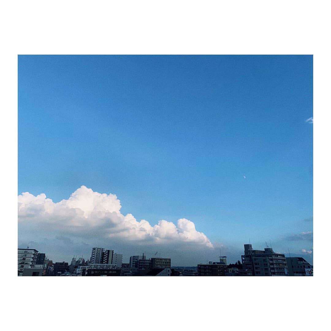 吉岡里帆さんのインスタグラム写真 - (吉岡里帆Instagram)「🌓」9月13日 14時53分 - riho_yoshioka