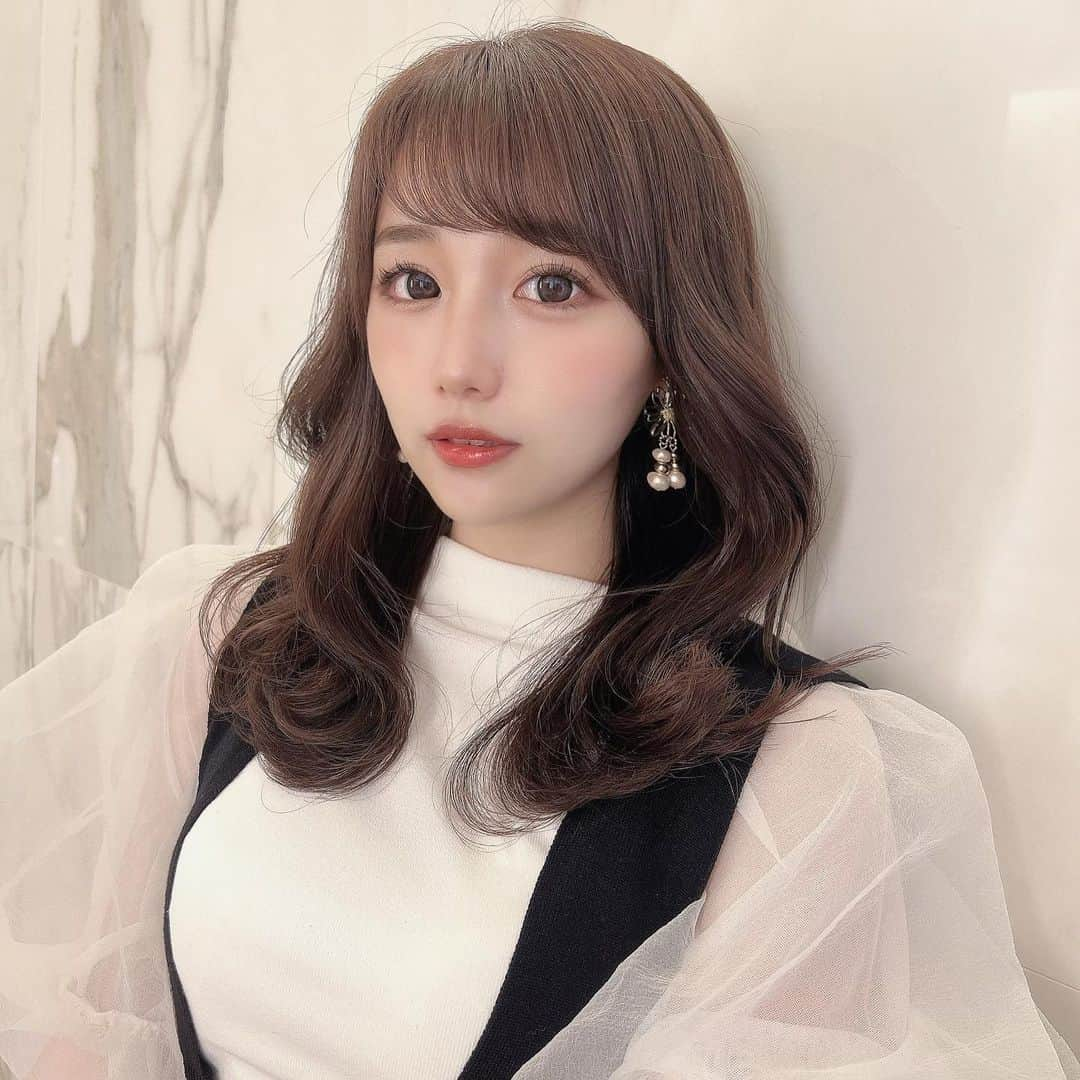 加藤里奈さんのインスタグラム写真 - (加藤里奈Instagram)「⋆ @ema_katsumoto  ヘアカラートリートメントしていただきました！  ありがとうございます💕  #ootd #fashion #instafood #instagram  #hairstyle #outfit #code #instafashion  #ファッション #撮影 #ヘアスタイル #ヘア  #コーディネート #コーデ #今日の服」9月13日 20時25分 - katoco0326