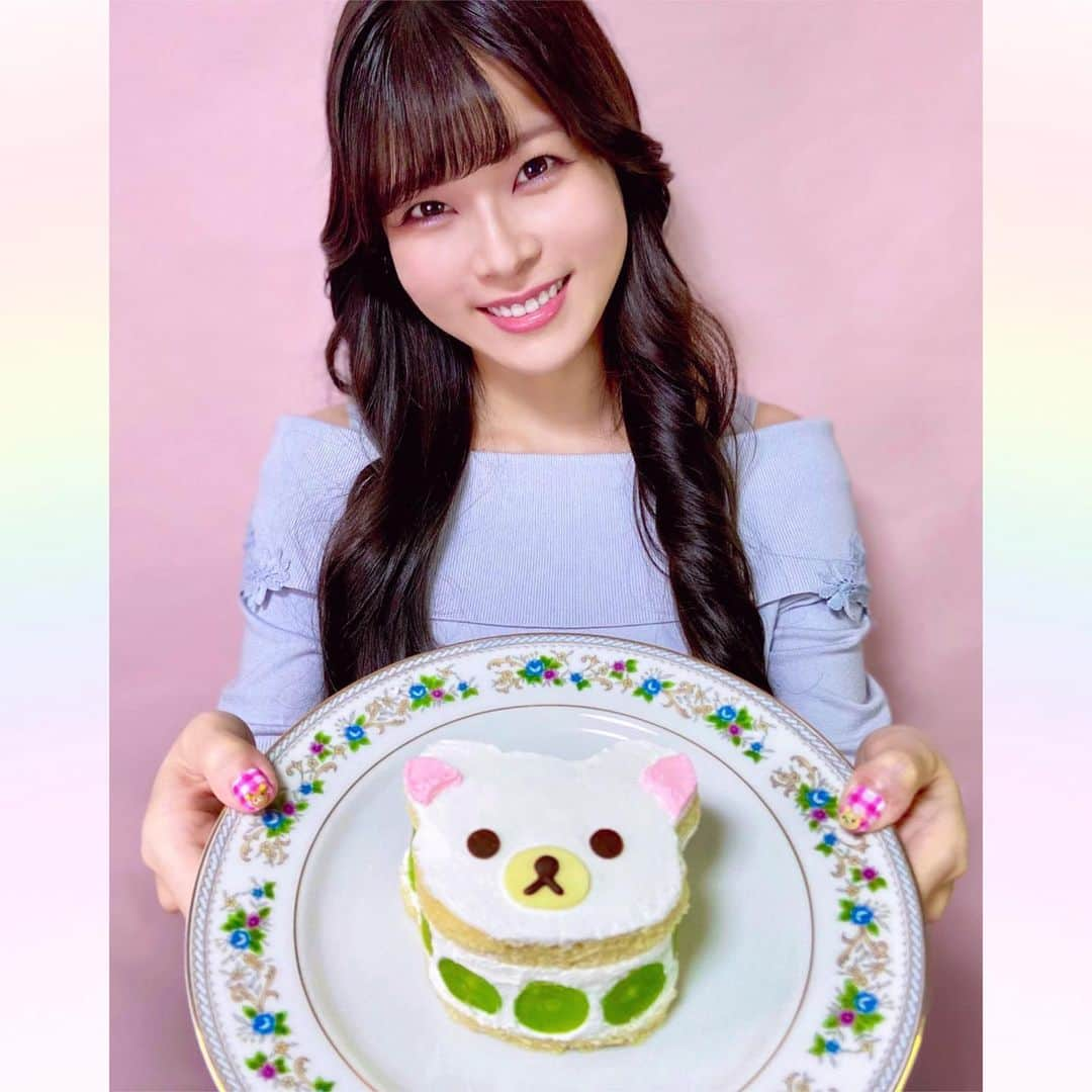 長柄ひろみさんのインスタグラム写真 - (長柄ひろみInstagram)「#homebaking 🐻‍❄️🍇  コリラックマのフルーツサンド風ケーキ🐻‍❄️🍰  スポンジをふわふわに焼きすぎて、薄く切るのが結構難しかった😌🎂  シャインマスカットと生クリームの組み合わせは最高〜😋🙌🏻🍇🎂✨  ｡・ﾟ・。୨୧｡・ﾟ・。୨୧｡・ﾟ・。୨୧｡・ﾟ・｡୨୧。・ﾟ・。  #シャインマスカット #ケーキ」9月15日 18時43分 - aoi_asahi