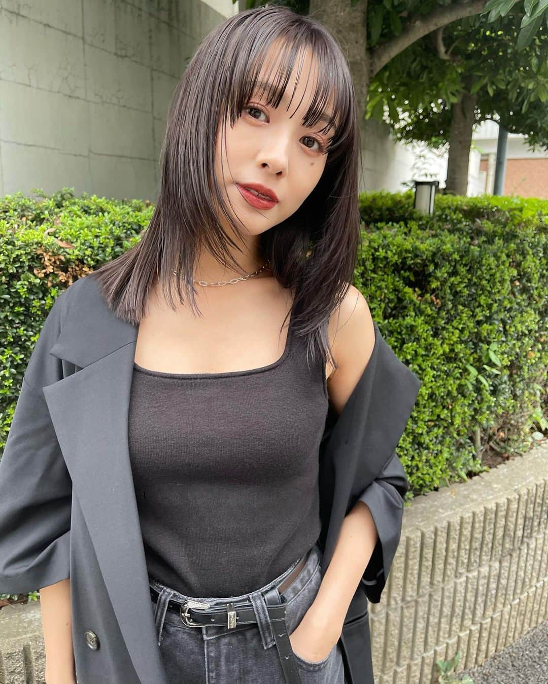 前田希美（まえのん）さんのインスタグラム写真 - (前田希美（まえのん）Instagram)「黒髪マッシュバングにしました︎❤︎  #ブラックアンバー #liner #伊藤恵一  #hair #haircolor #マッシュバング」9月15日 19時30分 - maeda_nozomi