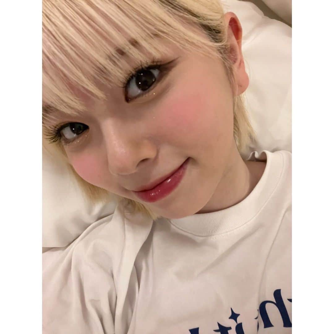 NiziUさんのインスタグラム写真 - (NiziUInstagram)「たこ焼き🐙  大阪ほんまに楽しかったな…❤︎  타코야키🐙 오사카 정말 즐거웠어…❤︎  #niziu #withu #RIKU #🐿 #大阪ただいま！ #地元最高〜！！」9月15日 21時17分 - niziu_artist_official