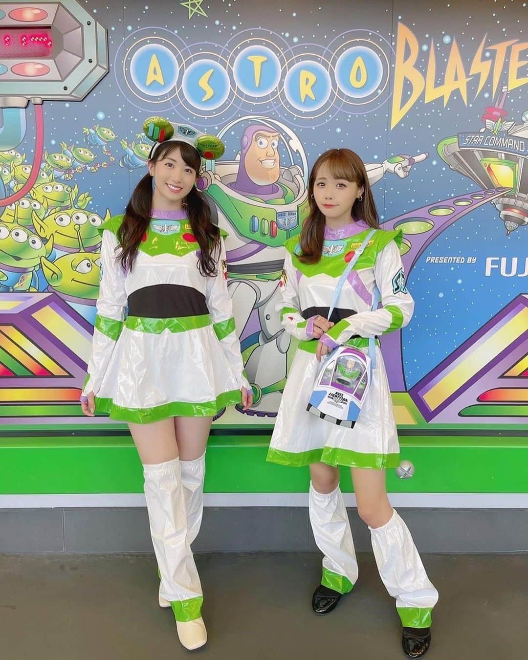 関根ささらさんのインスタグラム写真 - (関根ささらInstagram)「To infinity and beyond!!!🚀💚💜 . . 3 ...