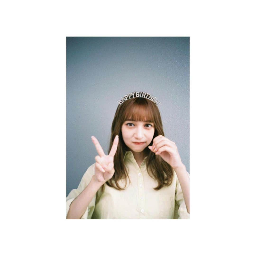 長谷川美月さんのインスタグラム写真 - (長谷川美月Instagram)「２０歳になりました  一生を通して大切にしたいと思える人達が 周りに沢山いる環境の中で ハタチという節目を迎えることができ とっても幸せです。♡  人生のロールモデルは母 素敵な女性になれるよう頑張ります。！  実感ないなあ、20代。(笑)」9月16日 19時23分 - mxx.____29