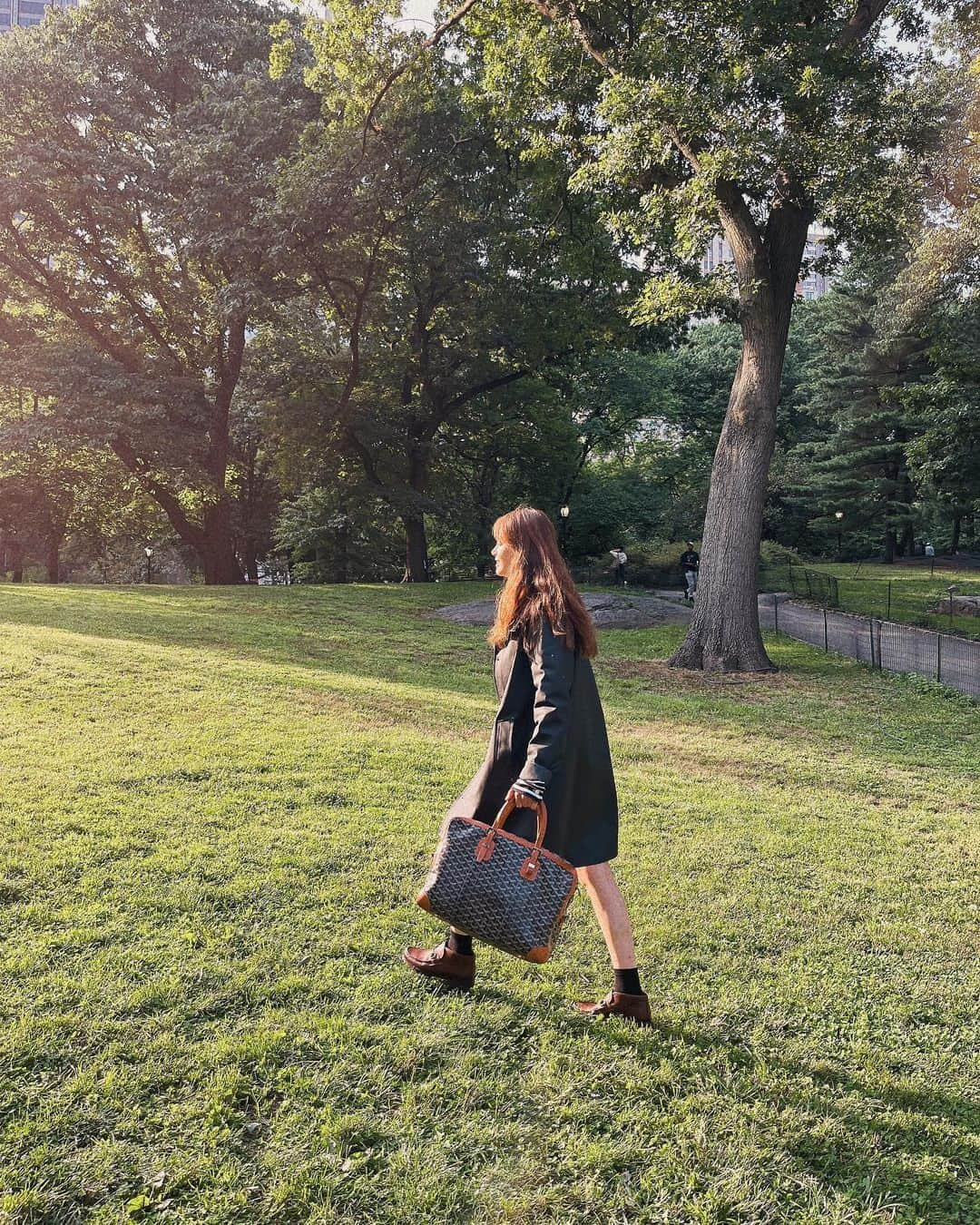 コ・アラさんのインスタグラム写真 - (コ・アラInstagram)「#centralpark#hi#newyork#happytime#time ♥️💕🎁💕  #가을 ♥️💕♥️💕」9月17日 11時07分 - ara_go_0211