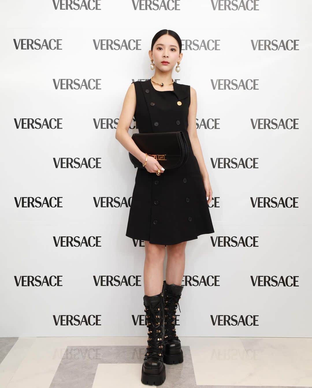ミチさんのインスタグラム写真 - (ミチInstagram)「VERSACE GINZA NEW OPEN  銀座に新たなVERSACEの本店が誕生します🍾  #Versace #VersaceGinza #ヴェルサーチェ @versace」9月17日 18時25分 - mi0306chi