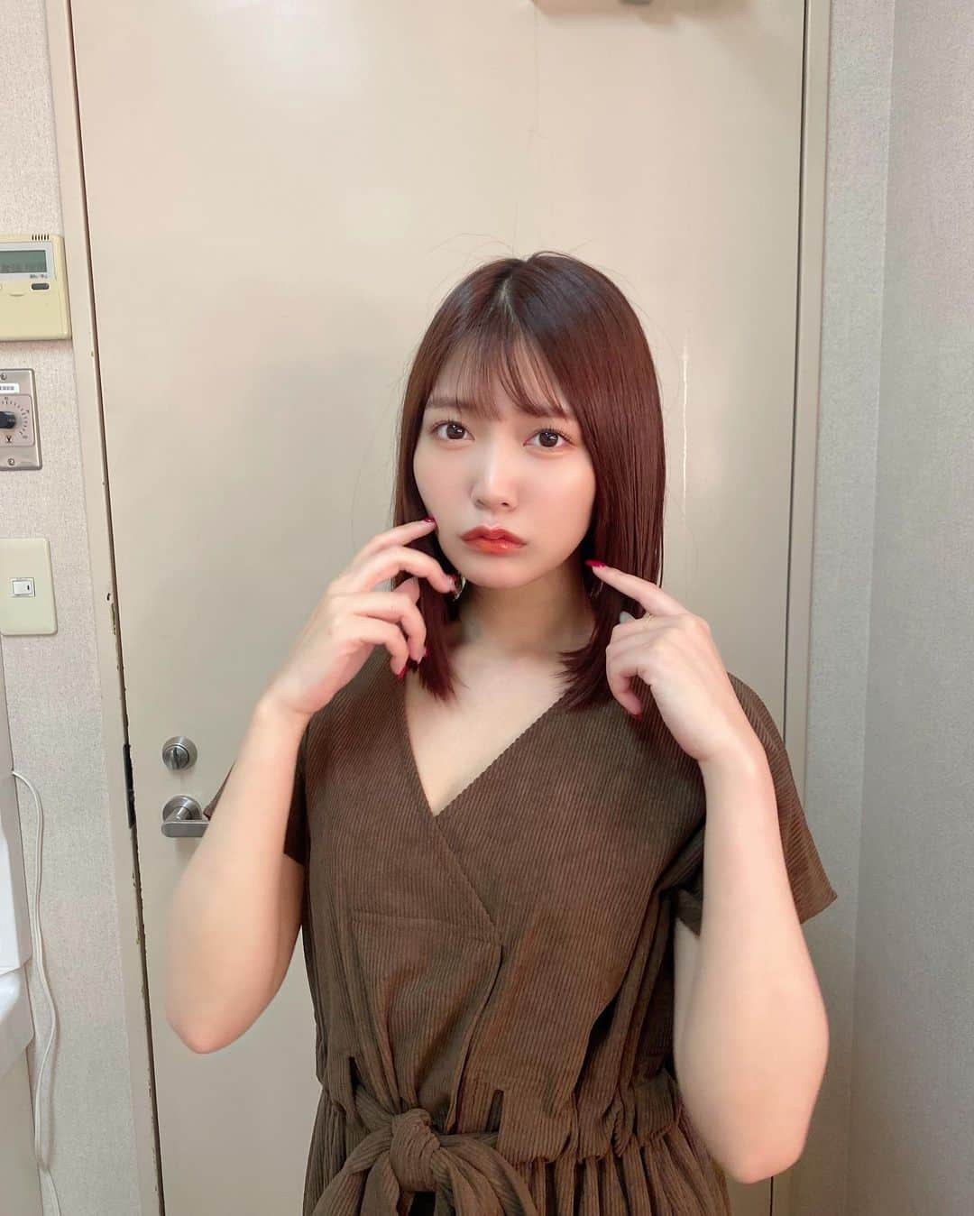 松下玲緒菜さんのインスタグラム写真 - (松下玲緒菜Instagram)「昨日買った秋服さん🐱」9月17日 20時30分 - matsushita_reona