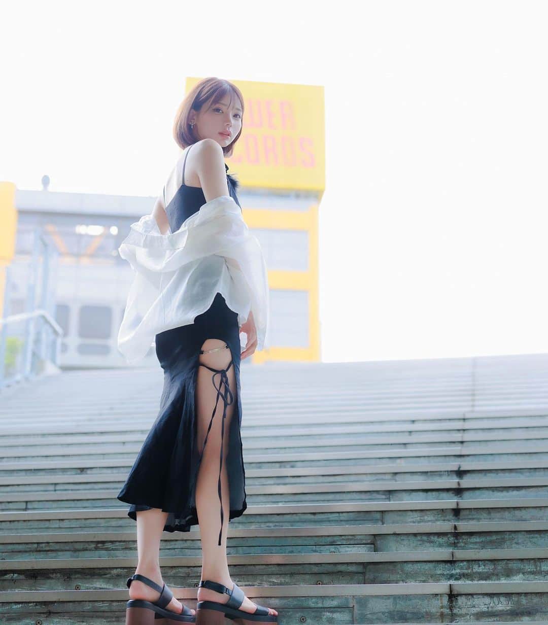 米倉みゆさんのインスタグラム写真 - (米倉みゆInstagram)「たまには、私服の全身載せよʔ•̫͡•ʔﾎﾟｴ . . . . . .  #渋谷 #miyashitapark #写真 #写真好きな人と繋がりたい #キリトリセカイ #ファインダー越しの私の世界 #被写体 #モデル #ポートレート #ポトレ #フォトジェニック #インスタ映えスポット #デート #撮影会 #美脚 #脚フェチ  #お尻  #太もも #脚 #足 #japan #japanesegirl #japantravel #japanese #beautiful #tokyo #portrait #photo #girl」9月19日 10時44分 - yone__miyu630