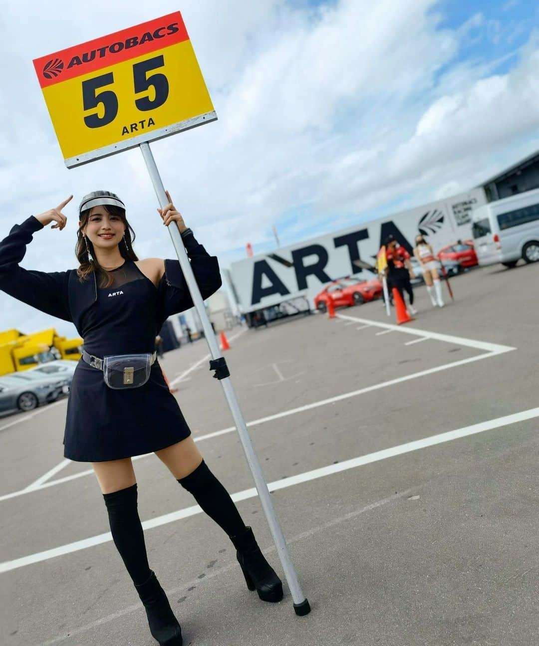 御子柴かなさんのインスタグラム写真 - (御子柴かなInstagram)「#SUPERGT Rd.6 SUGO  8号車→13位 55号車→7位という結果となりました！  天候が不安定でなかなか難しいレースでしたが、ARTAへの応援ありがとうございました🫶  次戦はオートポリスです！🫡」9月19日 13時21分 - kanakana2510